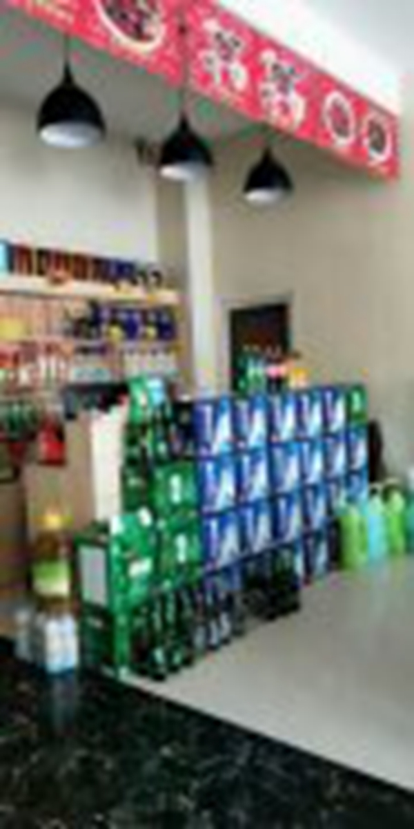 1544076309591600.jpg j1.jpg